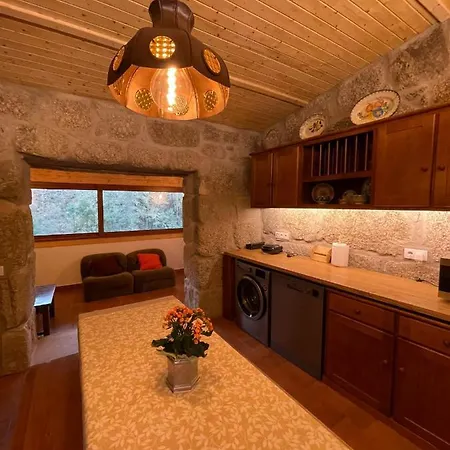 Casa Da Quinta Costa D'alem بيت للعطل *